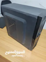  2 جهاز كمبيوتر مكتبي و العاب خفيفة  اقرء الوصف مشان توخد فكرة