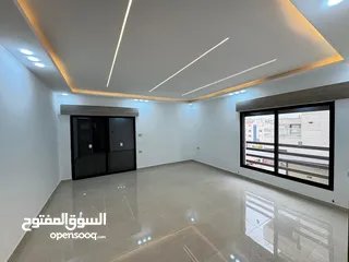  3 شقة ارضية مع تراس للبيع قرب جسر الجبيهة ياجوز