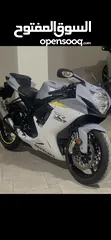  3 دراجة سوزوكي رياضية GSX-R600