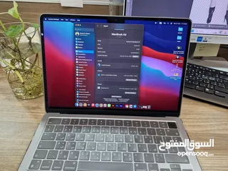  4 macbook air m2 13.6 inch