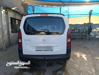  4 بيجو ريفتر 2022 بحالة الوكالة