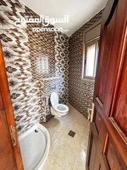  7 شقه للبيع الطيره بالقرب من مدرسه زياد ابو عين