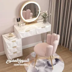  8 كرسي تواليت موديلات كلاسيكيه