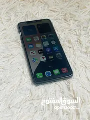  4 iPhone 11 Pro Max 256GB battery 80%