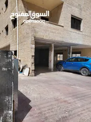  1 شقة قي جبل الزهور مأهولة بحي حديث مطلة وجاهزة للسكن لم تسكن من قبل