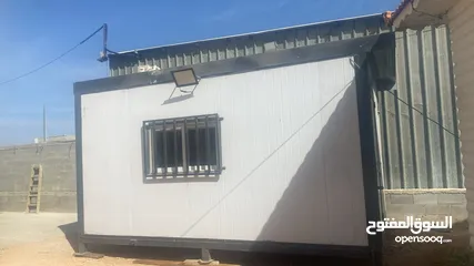 6 كرفان لون ابيض للسكن الخارجي ( متنقل )
