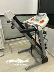  1 جهاز مشي كهربائي World Fitness بحالة ممتازة