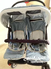  6 عرباية أطفال توأم