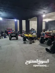  12 للبيع أو الشراكة من أكبر مراكز صيانة الدراجات بسبب السفر