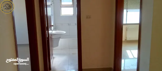  5 شقة مميزة للبيع في خلدا  - خلف مستشفى السعودي طابق ثالث 215م تشطيب سوبر ديلوكس