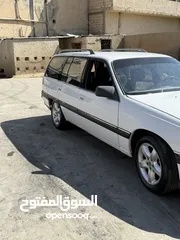  4 اوبل اوميغا ستيشن 1991