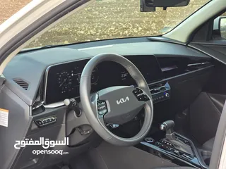  6 كيا نيرو 2022 هايبرد