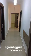  13 عرض حصرررري ـ ضاحيه النخيل ـ شقه فارغه للايجار لم تسكن بعد التجديد سوبر ديلوكس  190 متر +