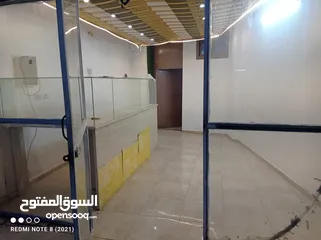  3 مخازن، مكاتب او محلات للايجار