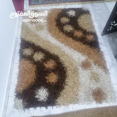  1 اثاث منزل بحاله ممتازه سجاد شاغي وسايد لامب