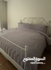  7 سرير ايكيا مزدوج قياس 160*200 لون ابيض بحالة ممتازة مع الواح السرير عدد 2