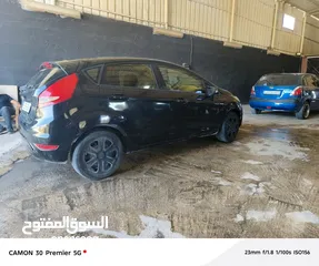  5 فورد فيستا 2012