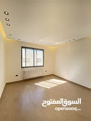  14 شقة طابق ثالث مع روف دوبلكس 215 متر وتراس 90 متر في ضاحية النخيل بسعر مميز جداا
