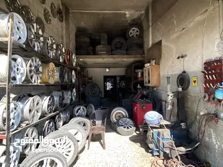  4 محل كوشوك وجنطات للبيع مجهز بالكامل