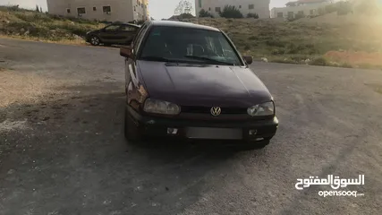  9 سيارة قولف mk3 للبيع أو البدل موديل 1992 موتور 1800سي سي فحص اثنين جيد خلفي بس أنا بياع خالي قص قلبا