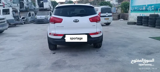  3 kia sportage