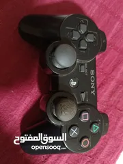  2 بلايستيشن 3 مهكرة سوبر سليم 46 لعبة، معاه يد تحكم واحدة وسلك شاحنها الأصلي