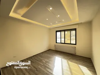  18 شقة مميزة باجمل مناطق النخيل مساحة221م طابق اول بتشطيبات مميزة
