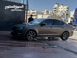  6 سكودا أوكتاڤيا 2019 للبيع لون بني دفع امامي السيارة ماطور 2000 بنزين عداد ديجيتال بصمة شاشة