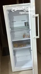  2 فريزر بيكو 6 ادراج نظيف جداً بحاجه لماتور