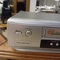  10 الكترونيات مستعمله للبيع ..   مشغل فيديو نوع سامسونج و مشغل did نوع conti....تلفونين  نوع Siemens