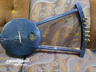  3 سمسميه سته اوتار للبيع  صوتها حلو معاها جك بتوصل عل السماعه ومعاها السلك تبع الجك ومعاها وصله بتشبكه
