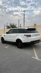  2 Land Rover Range Rover Sport SE