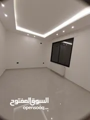  7 ام السماق 170م بسعر مغري