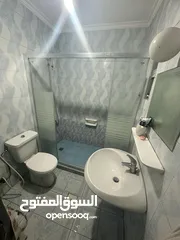  8 شقة في طبربور ابو عليا  بسعر حررق مع ترس 200 متر