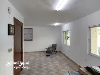  4 استوديو تجاري مكتب