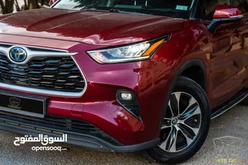  2 Toyota Highlander 2021 Xle    السيارة بحالة الوكالة و قطعت مسافة 72,000 كيلو متر