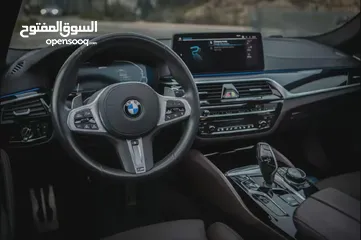  6 BMW 530e M superior individual