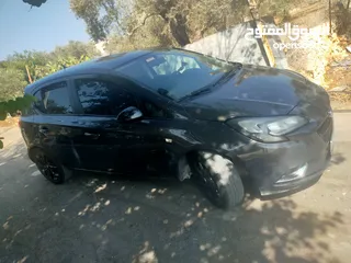  2 ابل كورسا مديل 2016