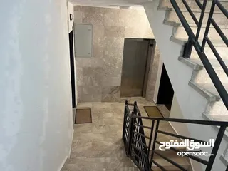  4 شقه فاخرة البيع في الطيره قرب معهد الطيره