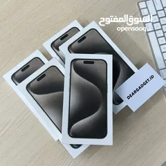  2 iPhone 15 pro max 256G جديد كفالة لمدة عام