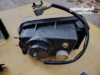  2 كشافات نيسان مكسيما