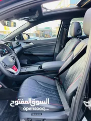  27 ‏Volkswagen ID6 black edition