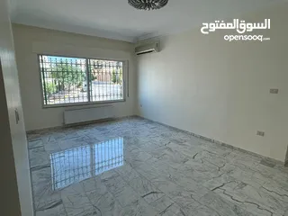  7 شقة ارضية مميزة للبيع في عرجان المدينة الرياضية من المالك مباشرة