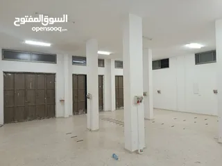  2 مخازن للايجار 140 متر 3فاز