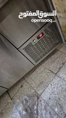  3 براد مطعم جديد