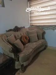  5 طقم كنب بحالة ممتازه خشب زان