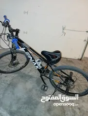  1 دراجه هوائيه مستعمل شهر بحاله ممتازه نضيف جدا ممكن تصبغ بل اللون الذي تريده ولاكن سوفا يرتفع السعار