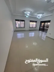  1 شقة مميزة للبيع خلدا بجانب المدارس النموذجية موقع مميز ومخدوم طابق أول المساحة 180م يسعر مغري ومميز