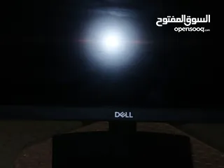  6 شاشات DELL كمبيوتر