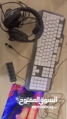  7 كيبورد وماوس مضيء RGB  + ماوس باد+ سماعة راس مع مايك + وصلة USB HUB + وصلة otg